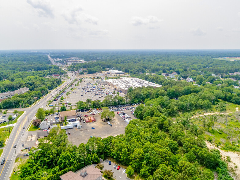 602 US Highway 9, Lanoka Harbor, NJ à vendre - Photo du bâtiment - Image 1 de 1