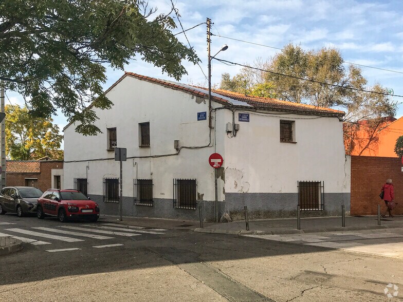 Calle Reyes Católicos, 2, Móstoles, Madrid à vendre - Photo du bâtiment - Image 2 de 2