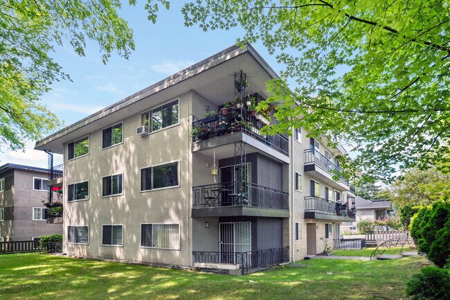 Plus de détails pour 1665 Cotton Dr, Vancouver, BC - Multi-résidentiel à vendre