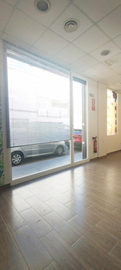 Sagunto, VAL 46520 - Unit - - - Interior Photo - Image 1 of 15