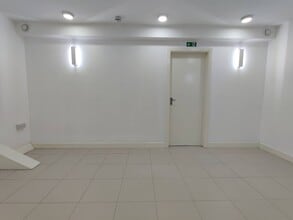 62 Belsize Ln, London for lease Building Photo- Image 2 of 6