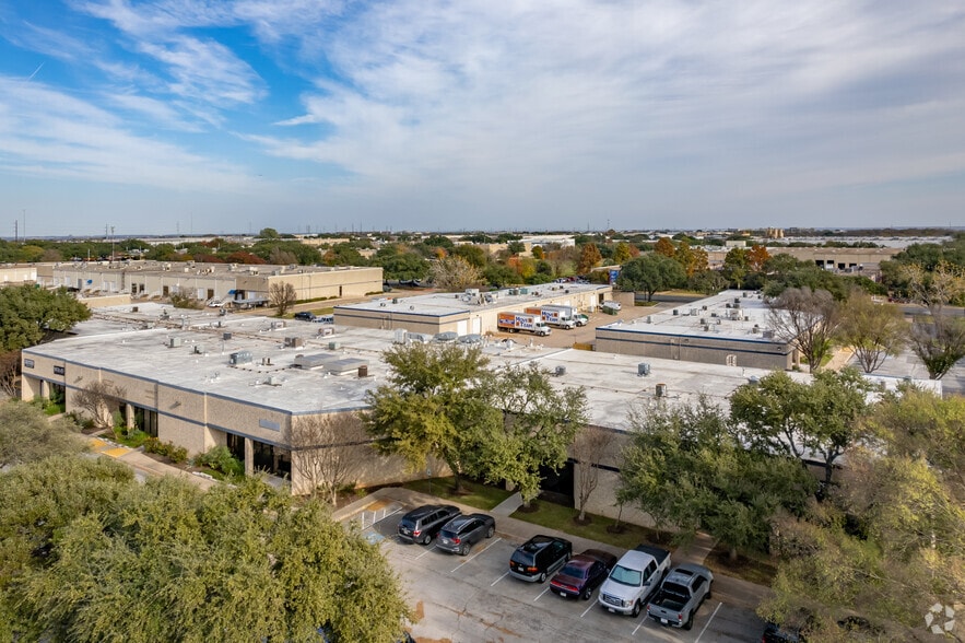 2020-2028 St. Elmo Rd E, Austin, TX à louer - Photo du bâtiment - Image 2 de 11