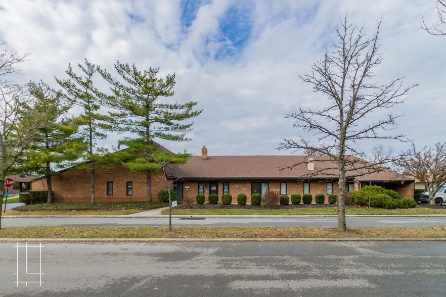 1660 NW Professional Plz, Columbus, OH à vendre - Photo principale - Image 1 de 3