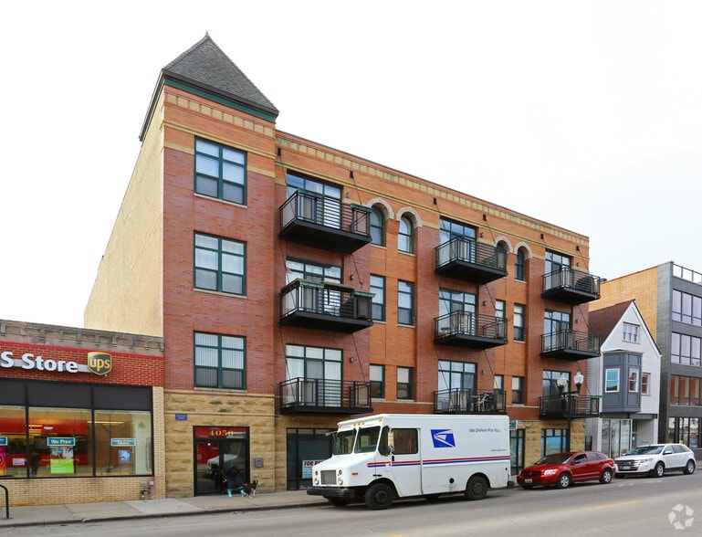 4050 N Lincoln Ave, Chicago, IL for sale - Building Photo - Image 2 of 4