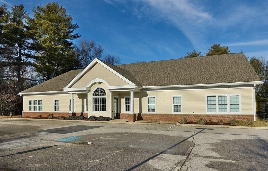 25 Rockwood Dr, Marshfield, MA for sale - Building Photo - Image 2 of 3