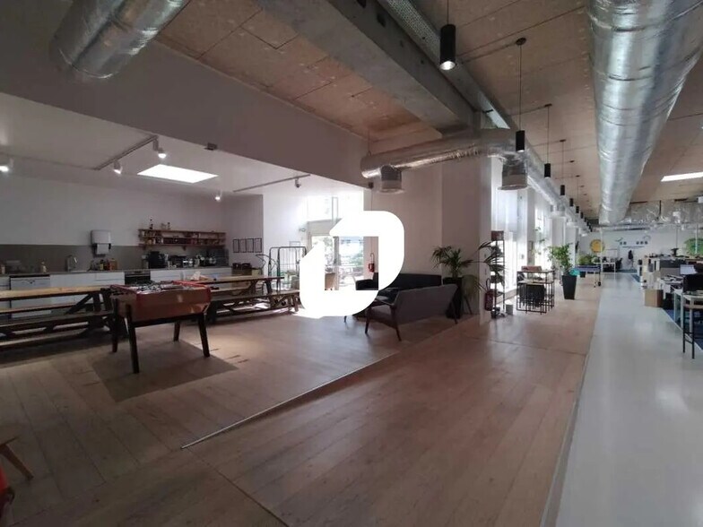 Bureau dans Montreuil à vendre - Photo du bâtiment - Image 2 de 15