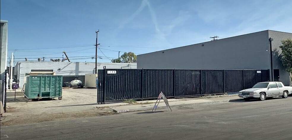 1708 Hayes Ave, Long Beach, CA for lease - Primary Photo - Image 1 of 2