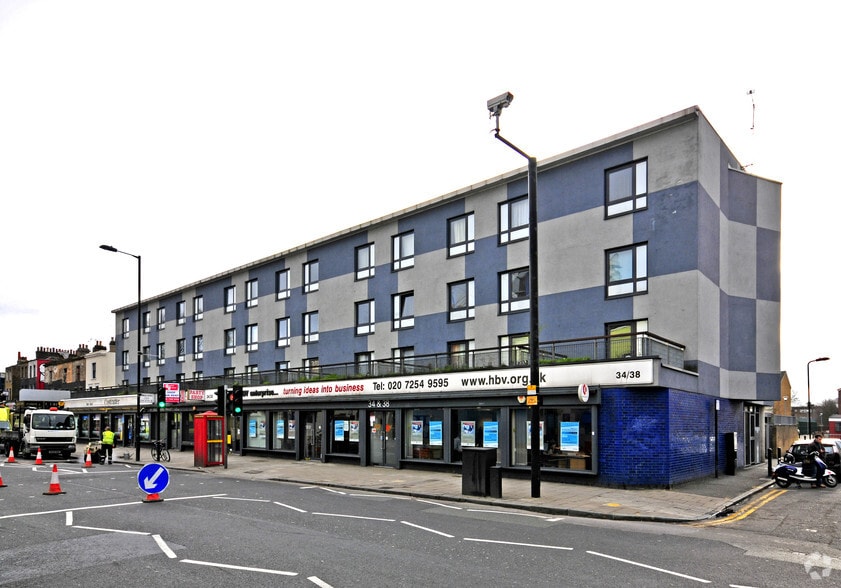 34-44 Dalston Ln, London for lease - Primary Photo - Image 1 of 2