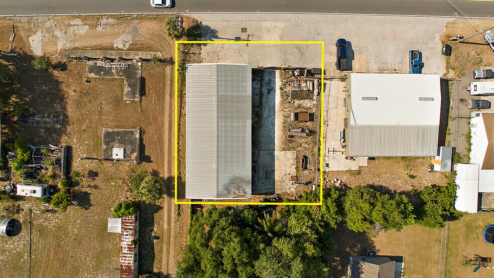 15701 Old US Highway 441, Tavares, FL à louer - Photo du bâtiment - Image 2 de 7
