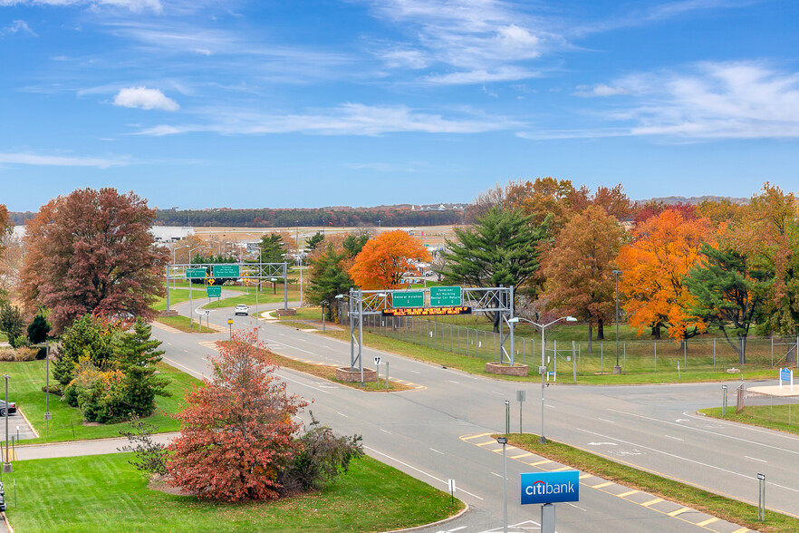 4175 Veterans Memorial Hwy, Ronkonkoma, NY for lease - Aerial - Image 3 of 11