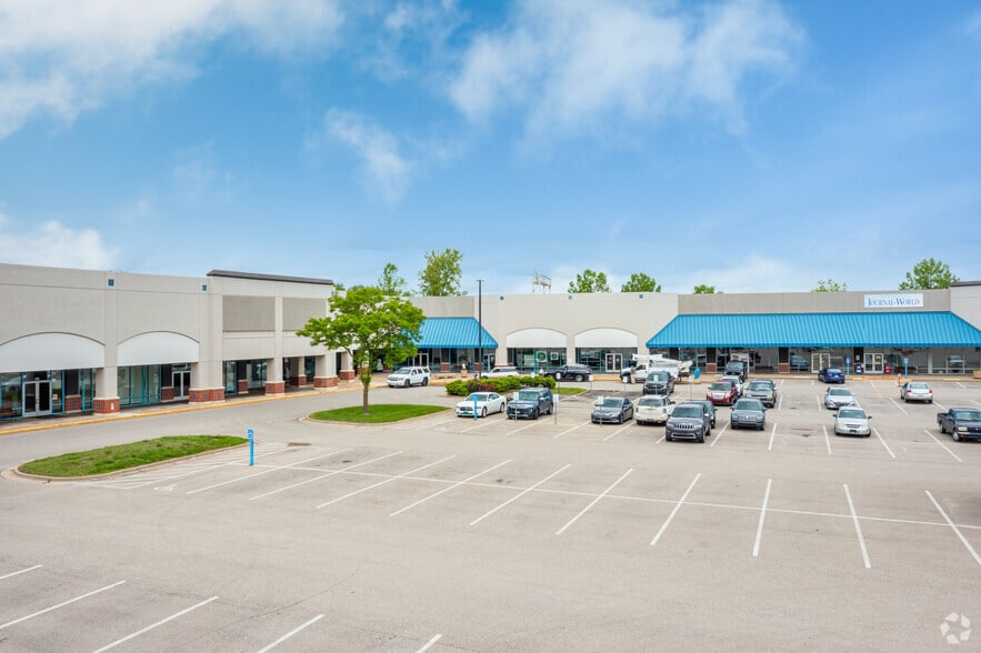 1025 N 3rd St, Lawrence, KS à louer - Photo du bâtiment - Image 3 de 15