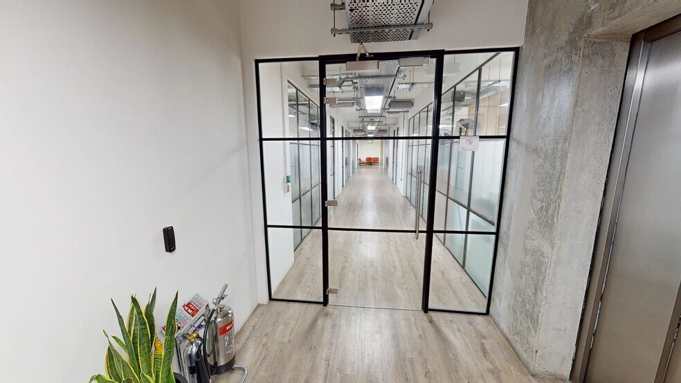 21 Evesham St, Londres à louer - Numérisation 3D de Matterport - Image 3 de 15