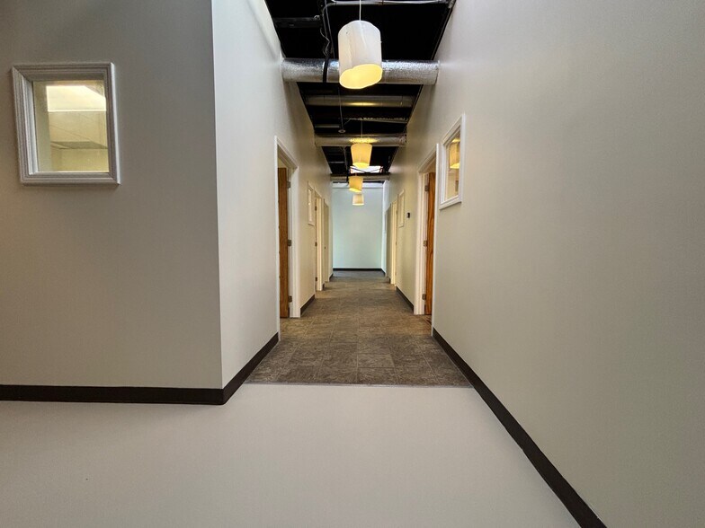 1530 DeKalb Ave NE, Atlanta, GA à louer - Photo intérieure - Image 3 de 25