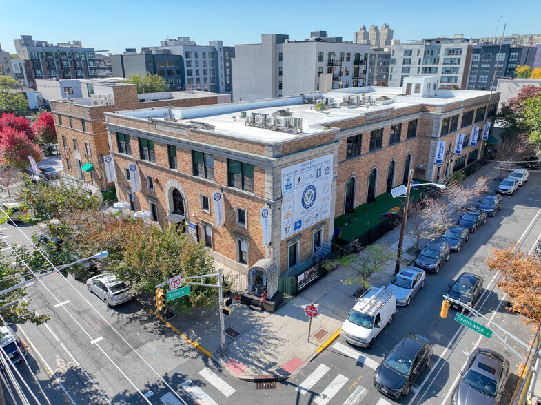 183-189 Brunswick St, Jersey City, NJ à vendre - Photo du bâtiment - Image 1 de 1