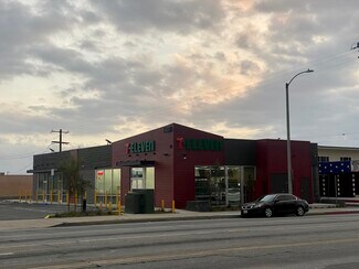 Plus de détails pour 1481 N Hollenbeck Ave, Covina, CA - Commerce de détail à louer