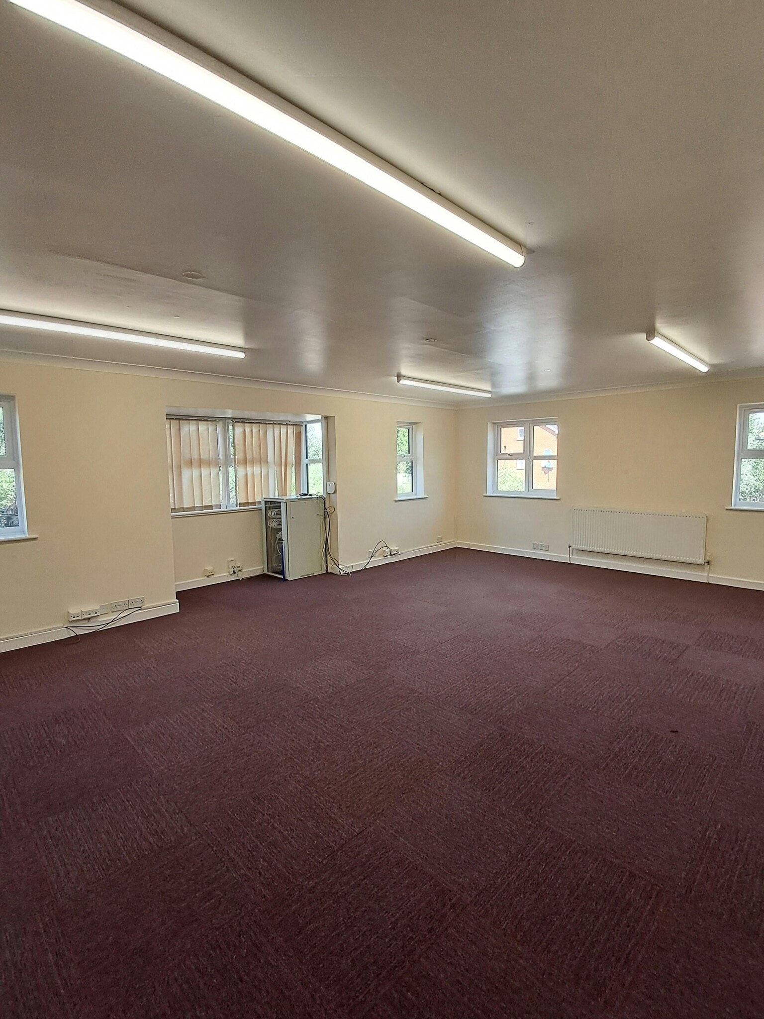 Silver St, Reading for lease Interior Photo- Image 1 of 5