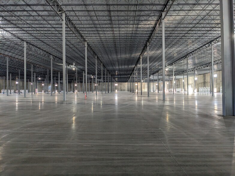 York Rd, Pleasant View, TN à louer - Photo intérieure - Image 3 de 3