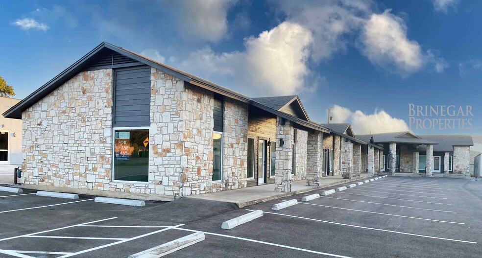 2007 N Mays St, Round Rock, TX for lease - Building Photo - Image 1 of 3