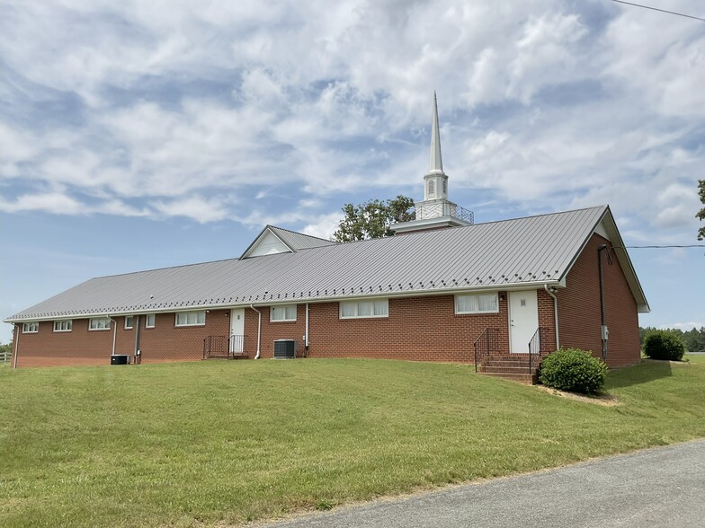 10164 E Gretna Rd, Gretna, VA for sale - Building Photo - Image 3 of 10