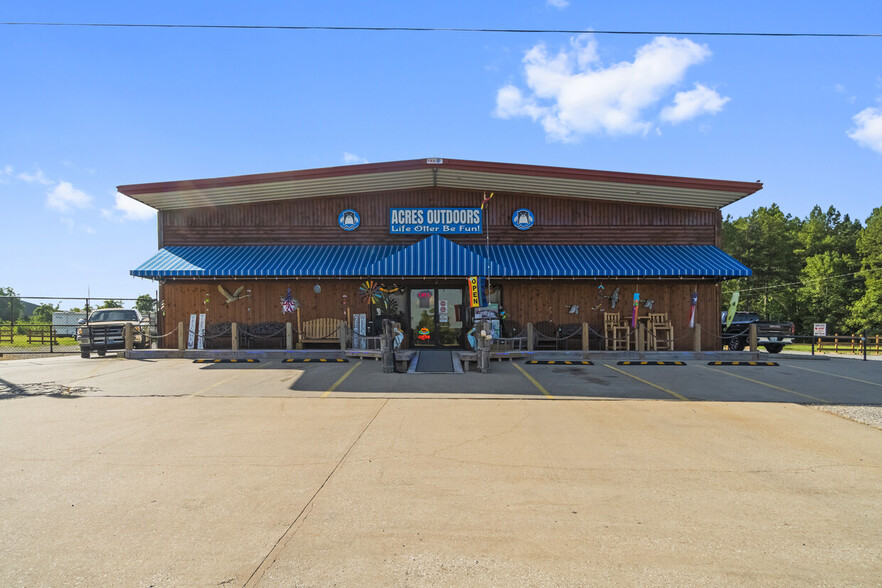 1800 Highway 59 Loop N, Livingston, TX à vendre - Photo du bâtiment - Image 1 de 1