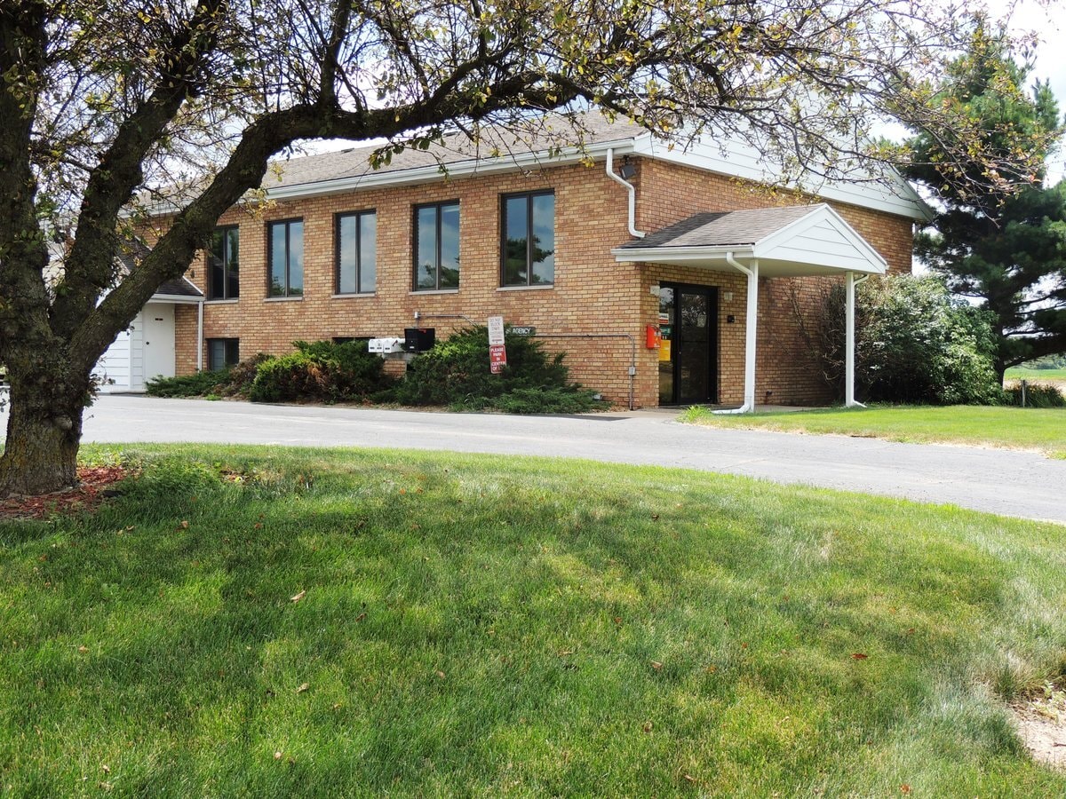 1947 N Lyford Rd, Rockford, IL for lease Primary Photo- Image 1 of 29