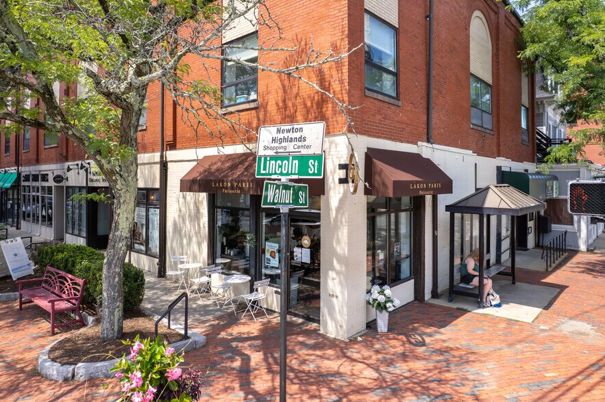 1161-1196 Walnut St, Newton, MA à vendre - Photo du bâtiment - Image 3 de 23