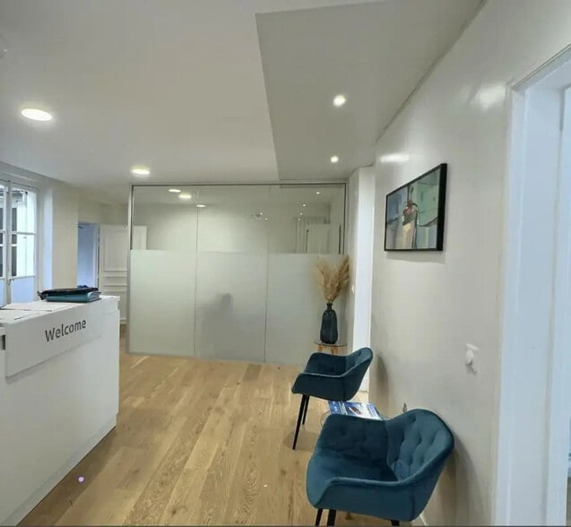 18 Rue De L'Arcade, Paris for lease - Interior Photo - Image 2 of 5