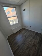 17 W Jefferson St, Rockville, MD à louer Photo intérieure- Image 1 de 2