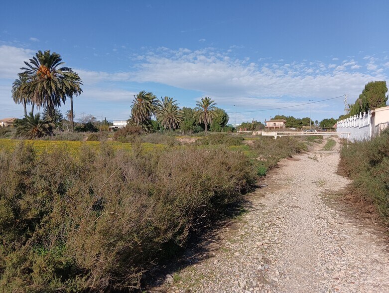 Proc. Simplificado, Santa Pola, Alicante for sale - Primary Photo - Image 3 of 13