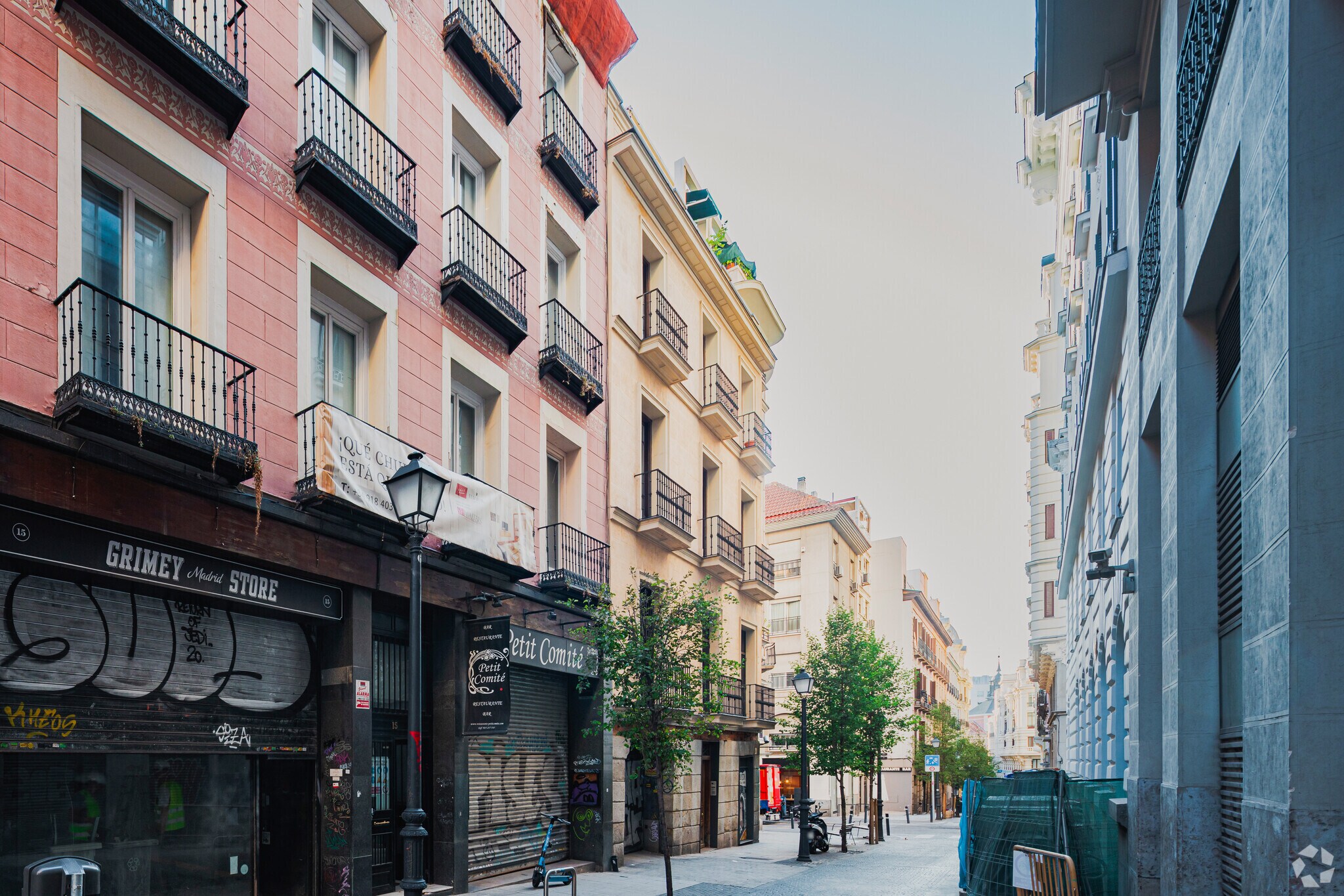 Calle de la Reina, 17, Madrid, Madrid à louer Photo principale- Image 1 de 4