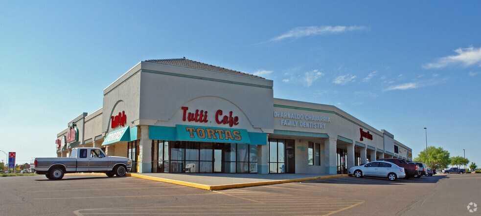 11360 Montwood Dr, El Paso, TX for lease - Primary Photo - Image 1 of 9