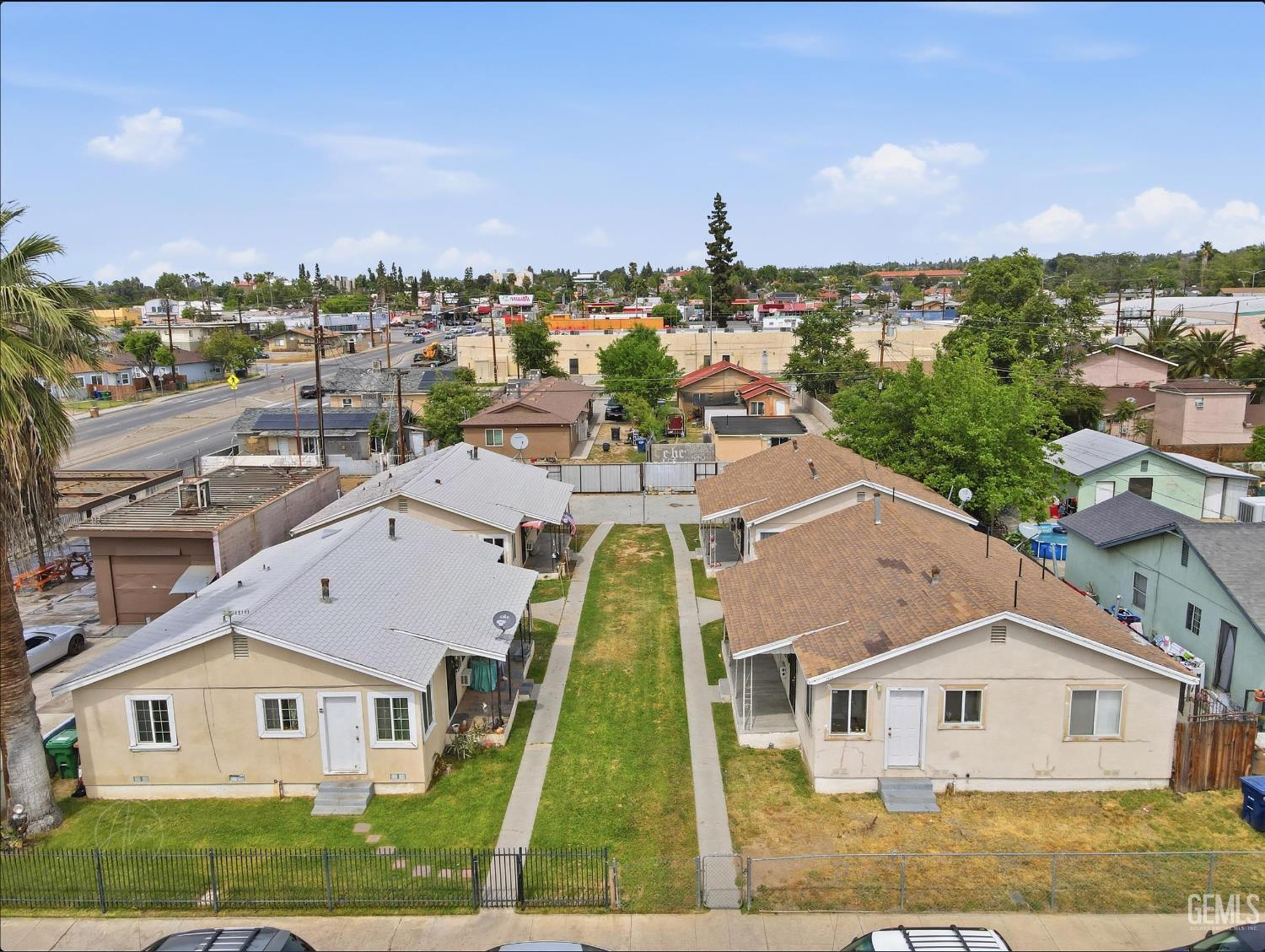 2212 Lake St, Bakersfield, CA for sale Primary Photo- Image 1 of 10