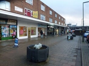 4 Croft Para, Walsall à louer Photo du bâtiment- Image 2 de 5