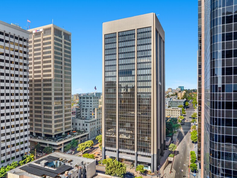 600 B St, San Diego, CA à louer - Photo du bâtiment - Image 1 de 10
