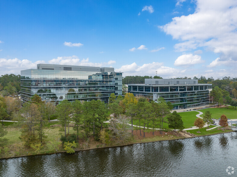 2107 Research Forest Dr, The Woodlands, TX à louer - Photo du bâtiment - Image 1 de 4