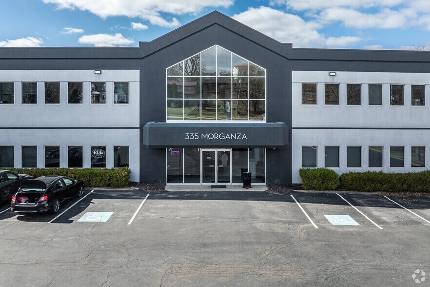 335 Morganza Rd, Canonsburg, PA à louer - Photo du bâtiment - Image 2 de 27