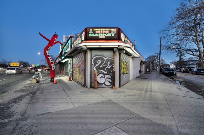 Plus de détails pour 230-02 S Conduit Ave, Jamaica, NY - Commerce de détail à vendre