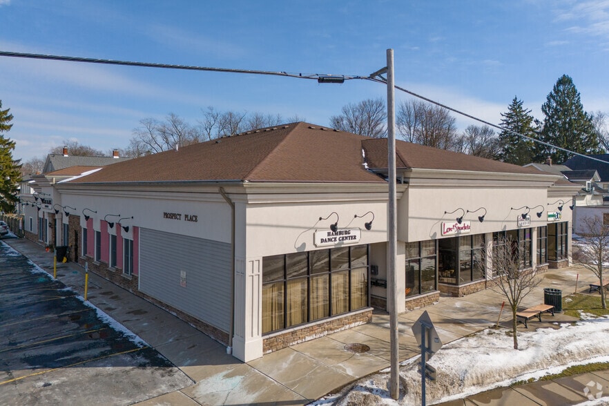 239-243 Buffalo St, Hamburg, NY for lease - Building Photo - Image 3 of 5