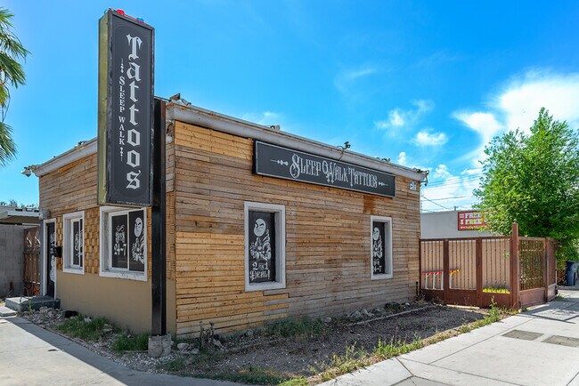 More details for 800 S Casino Center Blvd, Las Vegas, NV - Office for Sale