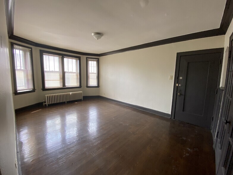 11343 S King Dr, Chicago, IL à vendre - Photo intérieure - Image 2 de 18