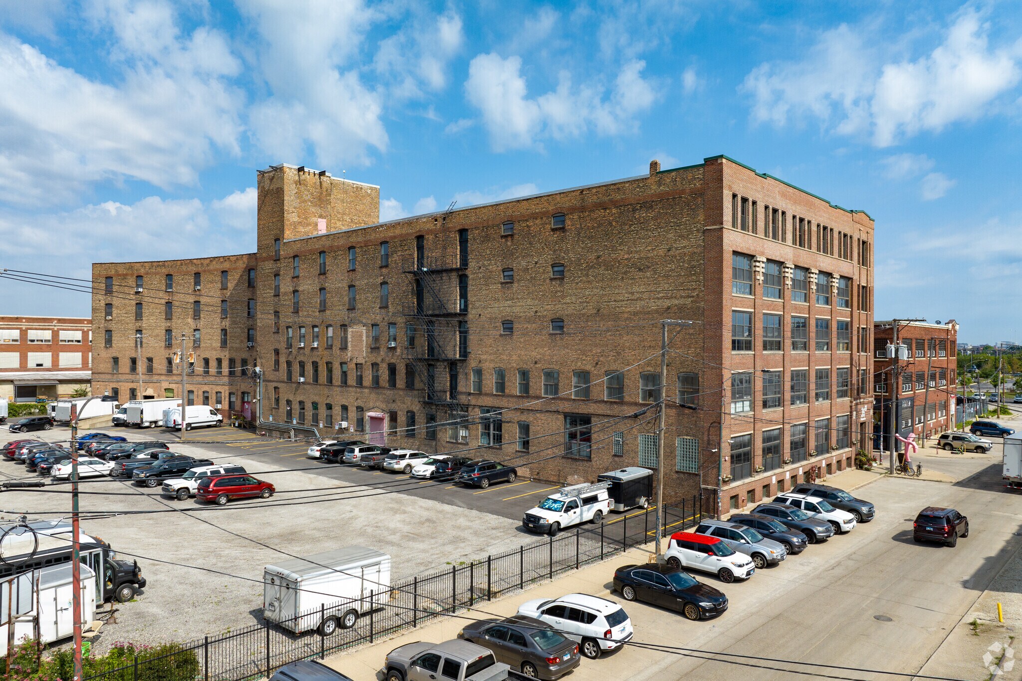 3636 S Iron St, Chicago, IL à louer Photo du bâtiment- Image 1 de 17