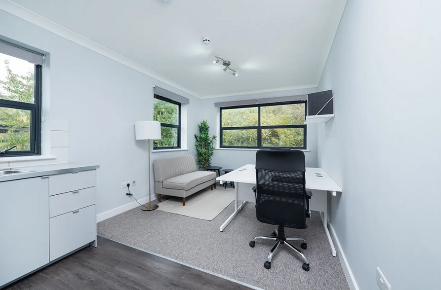 Lowther Rd, Stanmore à louer - Photo intérieure - Image 3 de 5