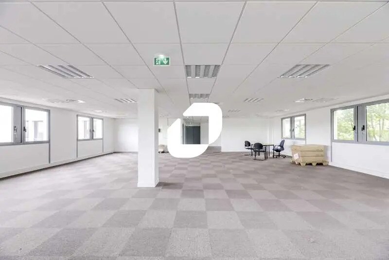 19-21 Rue Du 8 Mai 1945, Arcueil for lease - Interior Photo - Image 3 of 17