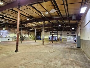 80 Cotton Mill Hl, Brattleboro, VT à louer Photo intérieure- Image 1 de 2