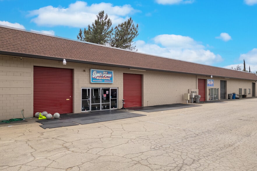 2273 Hartnell Ave, Redding, CA for sale - Building Photo - Image 3 of 19