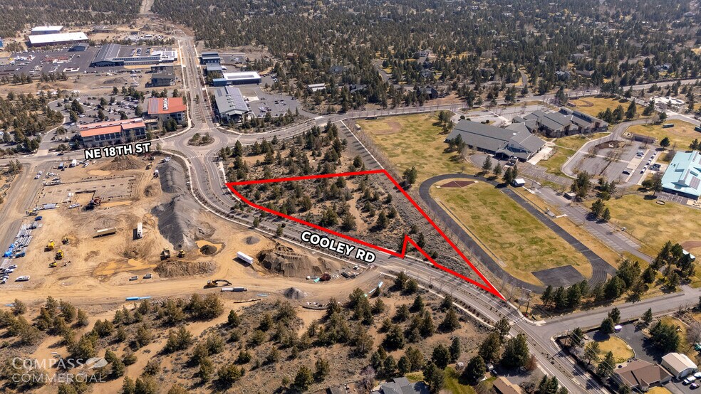 20835 Cooley Rd, Bend, OR à vendre - Photo du bâtiment - Image 1 de 8