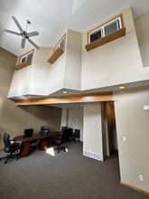 2715 E 31st Ave, Spokane, WA à vendre Photo intérieure- Image 2 de 10