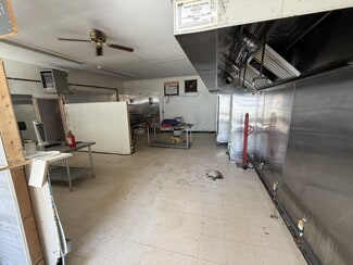 Plus de détails pour 120 Lowell St, Methuen, MA - Commerce de détail à louer