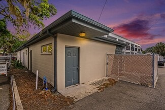 More details for 5838 Main St, New Port Richey, FL - Office for Sale