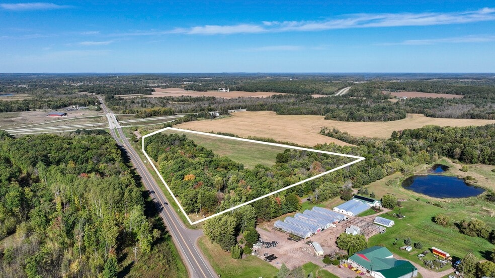 W6200 Highway 70, Spooner, WI à vendre - Photo du bâtiment - Image 2 de 17